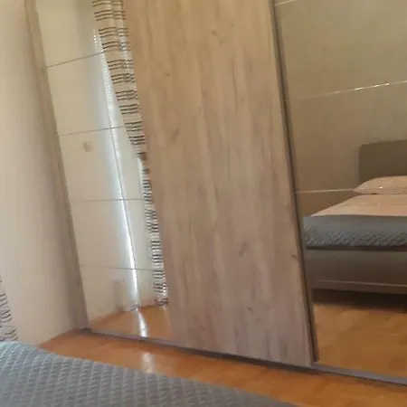 Gold & Gray Apartamento *