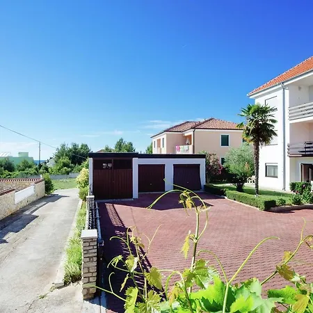 Apartment Gold & Gray